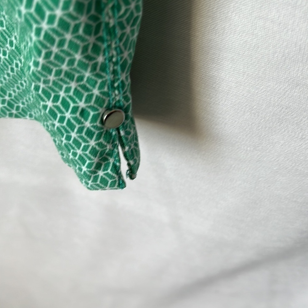 Kim Rogers Size 8 Green White Polka Dot Bermuda Shorts Summer - Picture 6 of 9